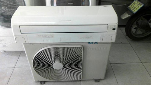 Máy Lạnh Toshiba 2HP nội địa (giá 7.500.000 đồng)